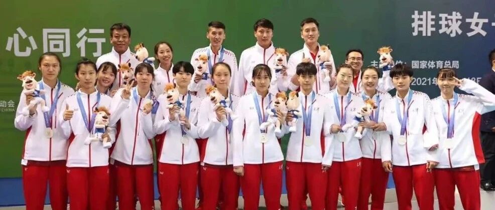 银牌无憾，青春无悔！