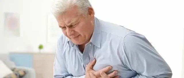 生气竟会诱发心梗？原因找到了！这5个心梗高发时刻，也千万要避开！