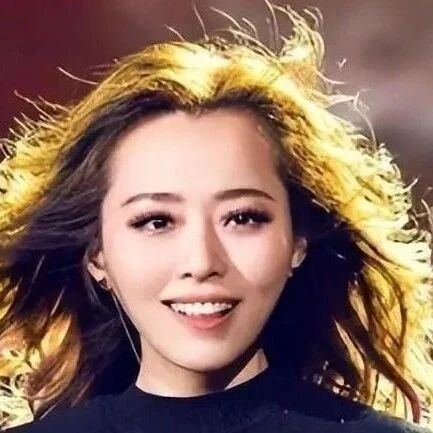 张靓颖:痴爱冯轲15年,被骗走亿万身家,离婚5年后二人天差地别