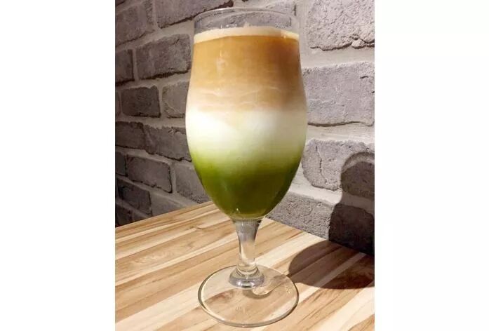抹茶拿铁含咖啡吗_抹茶拿铁的成分_抹茶拿铁有咖啡成分吗