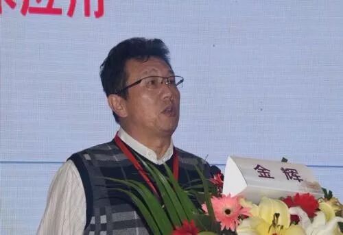 几千万中国人是怎样“被”光辉“饿死”的？