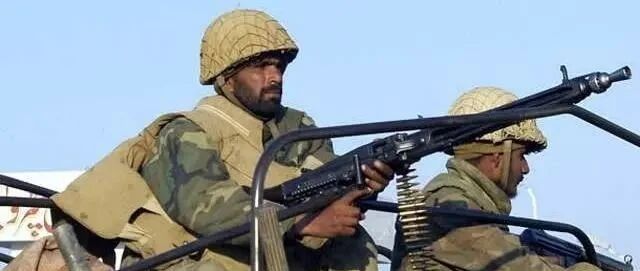 外长电话会晤之后，巴基斯坦宣布：不惜“一切代价”捍卫中巴走廊