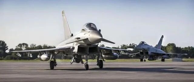 美国强力施压：买俄罗斯飞机就制裁你！印尼：那我宁可买欧洲的