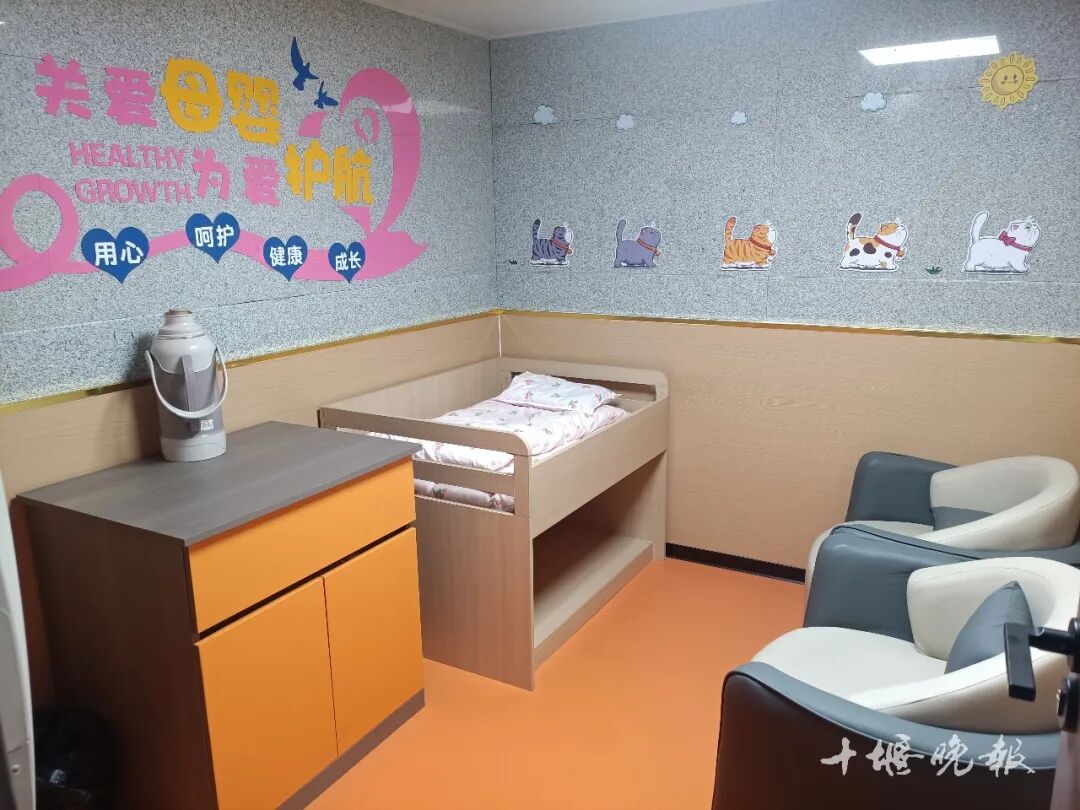 暖心细节拉满！十堰火车站候车区焕新迎客