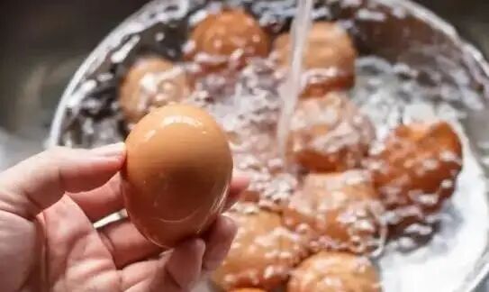 水洗蛋白怎么测医生提醒：请停止食用“水洗蛋”，或比喝酒伤肝，别不当回事_https://www.jmylbn.com_新闻资讯_第7张
