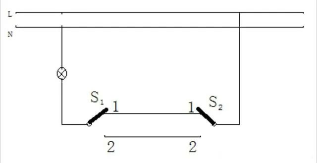 双控开关能不能这样接线？20年经验的电工老师傅告诉你！的图1