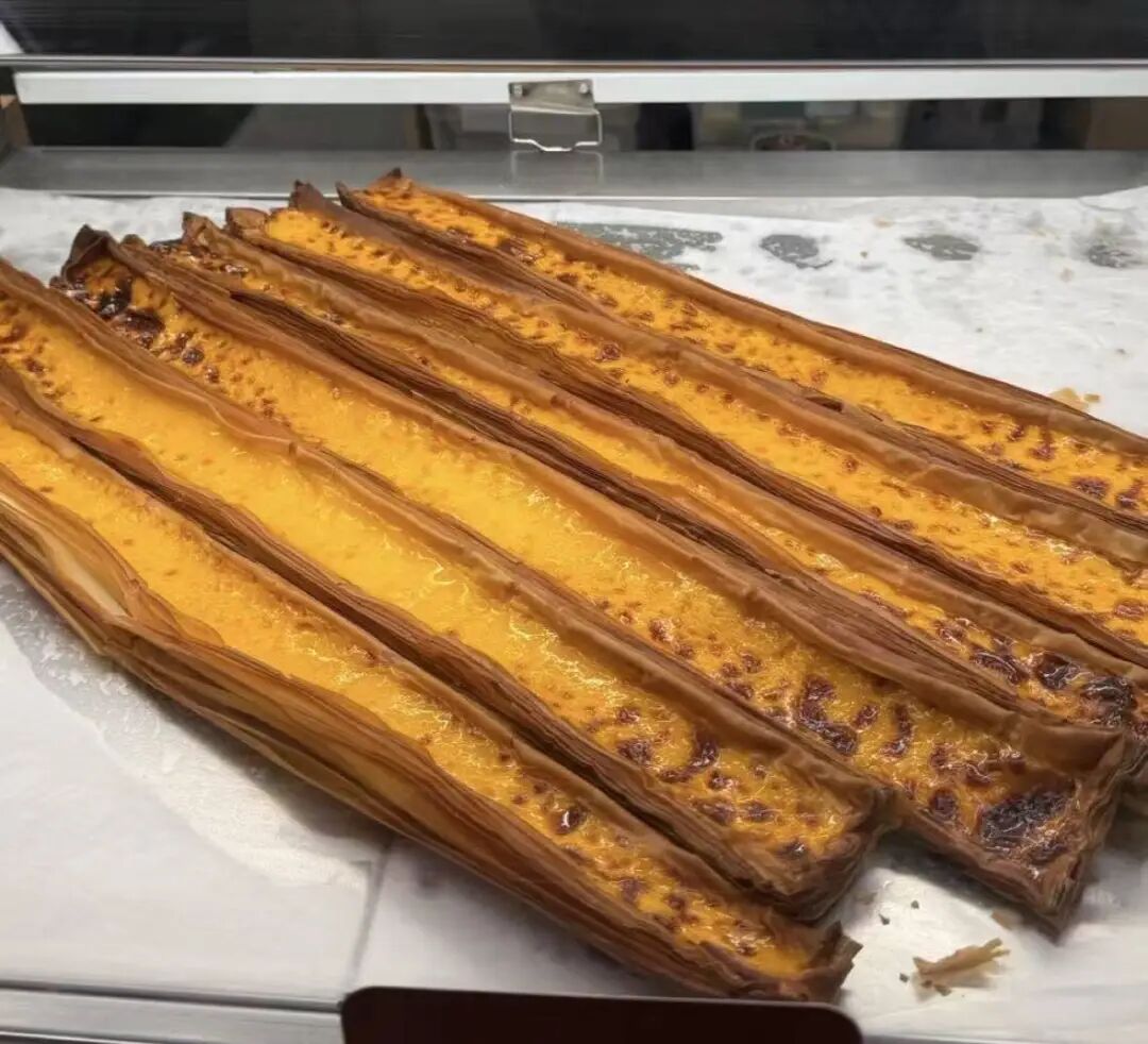 China's Viral 60cm Giant Egg Tart Trend Fades as Novelty Wears Off
