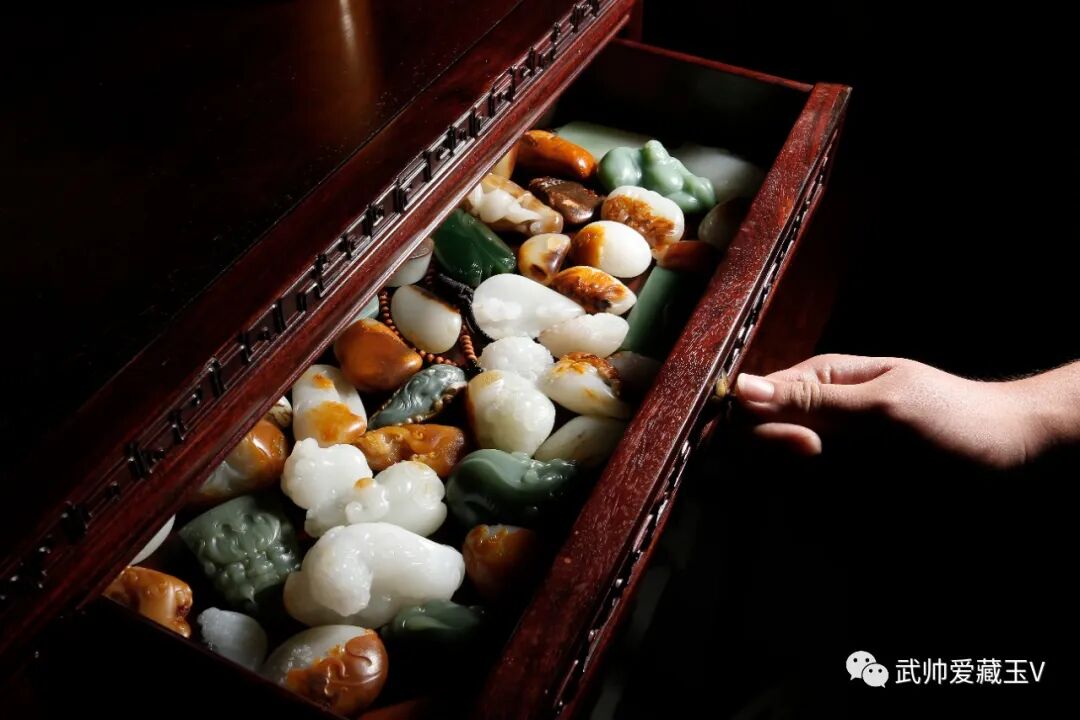 玉雕的大件不包括_大件玉雕包括哪些东西_大件玉雕包括哪些