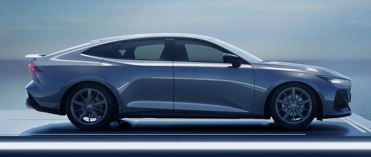 自主品牌的运动轿车，真是年轻人需要的吗？