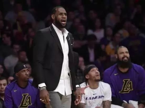 NBA球星的投籃熱圖：科比的像比心，哈登的像折扇，老詹有亮點 運動 第5張