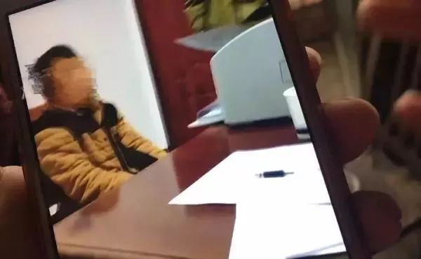 12岁男孩弑母，一场舆论的死刑宣判
