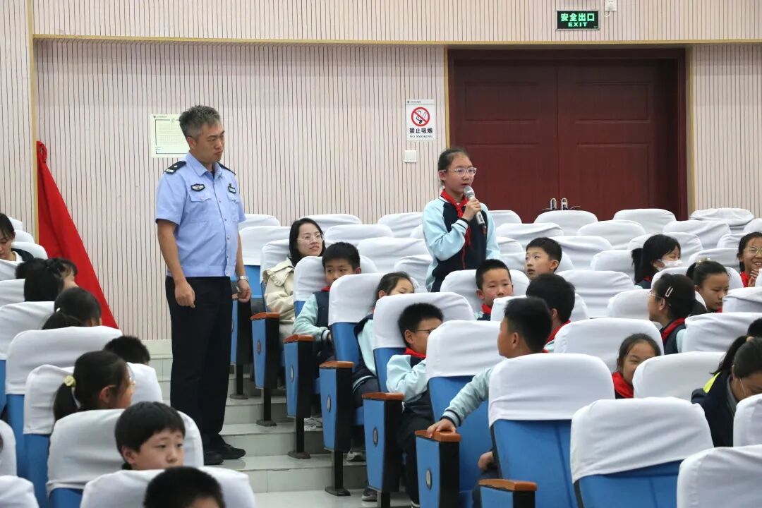 家长讲师团的意义_家长讲师团_家长讲师团讲什么内容好