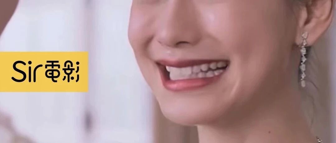 看她哭那么惨，我只想笑