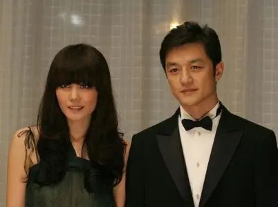 大瓜!国民夫妻离婚,代y出轨锤爆,圈内最大黑幕曝光!-微信头条网 大瓜!国民夫妻离婚,代y出轨锤爆,圈内最大黑幕曝光!