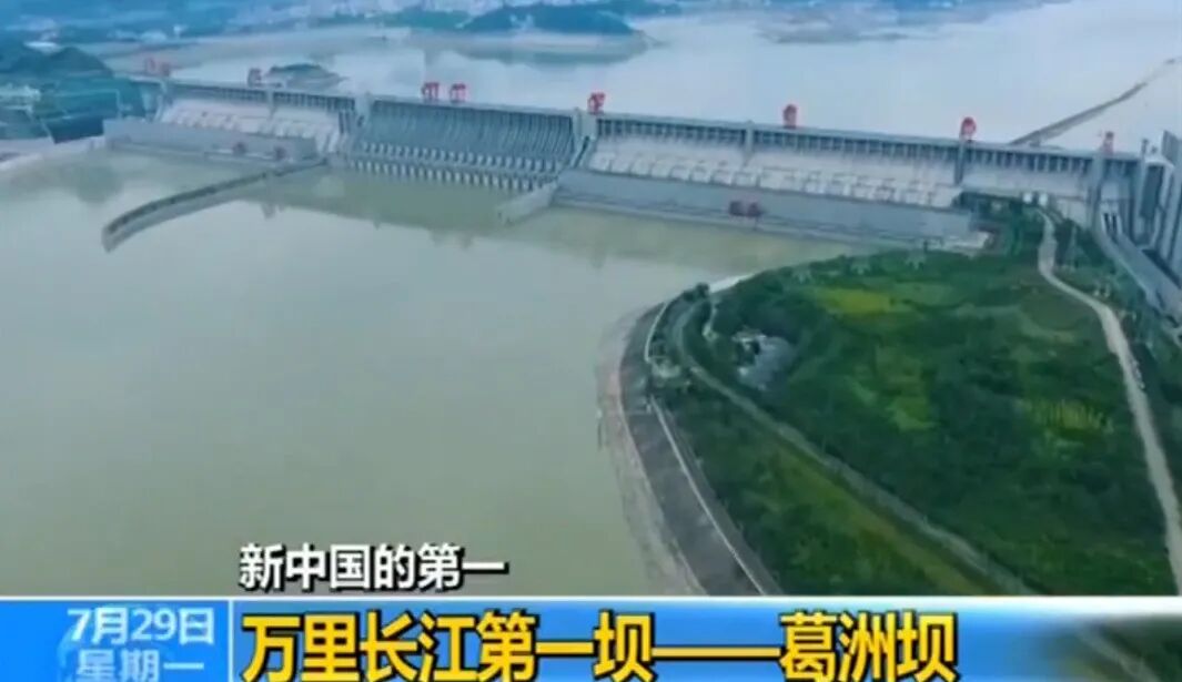 亚洲精品久久久久中文字幕二区