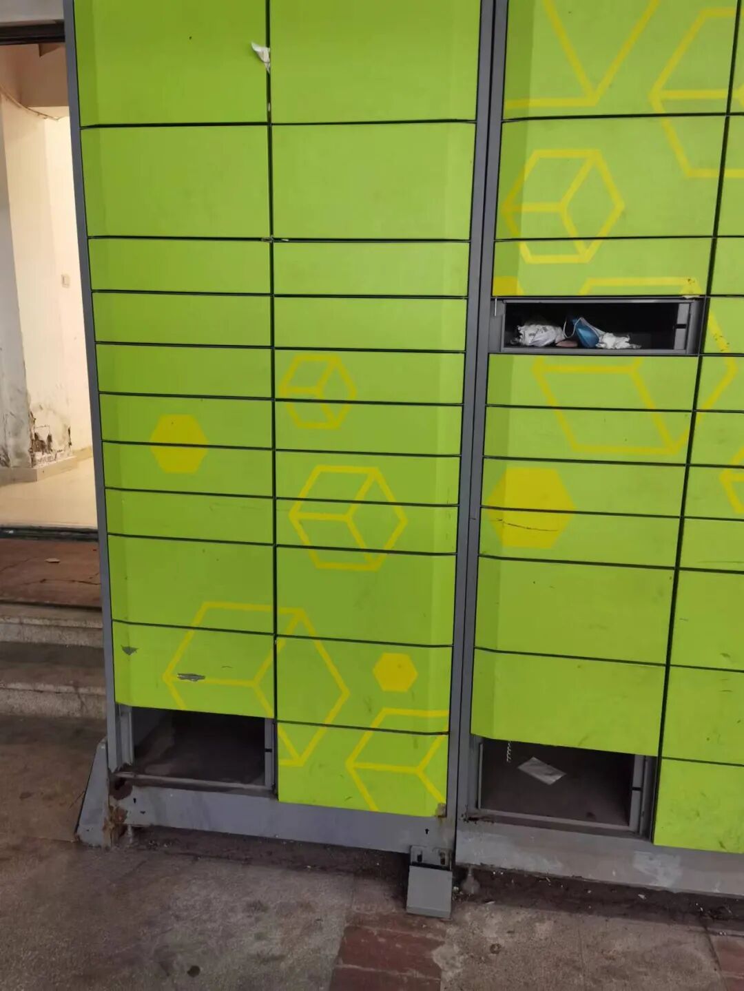 智能快递柜,倒在疫情里? - 脉脉