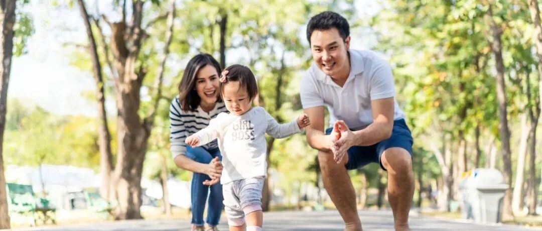 奶粉“新国标”再加码，该囤货还是先“补课”？