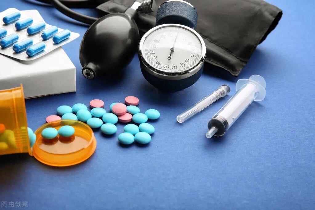 “西地那非”是处方药，不能随便用，特别是男士使用前应先咨询