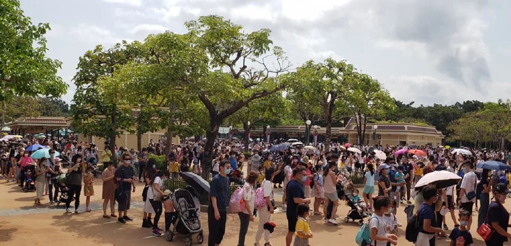 疫情之下，香港迪士尼乐园跟海洋公园这几天全爆满！（图） - 8