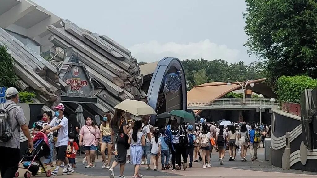 疫情之下，香港迪士尼乐园跟海洋公园这几天全爆满！（图） - 11