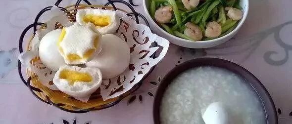 肿瘤细胞最偏爱的3种早餐，鸡蛋竟上榜！不想被癌盯上，千万管住嘴