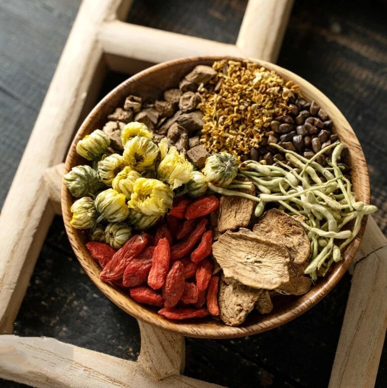 手机电脑用不停，眼睛伤不起！秋季多喝这碗粥，护眼明目抗疲劳！