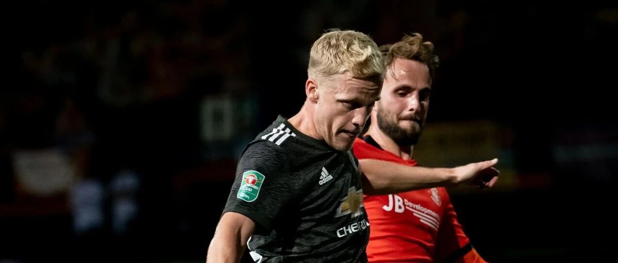 “我从四岁起就想要成为一名足球运动员”