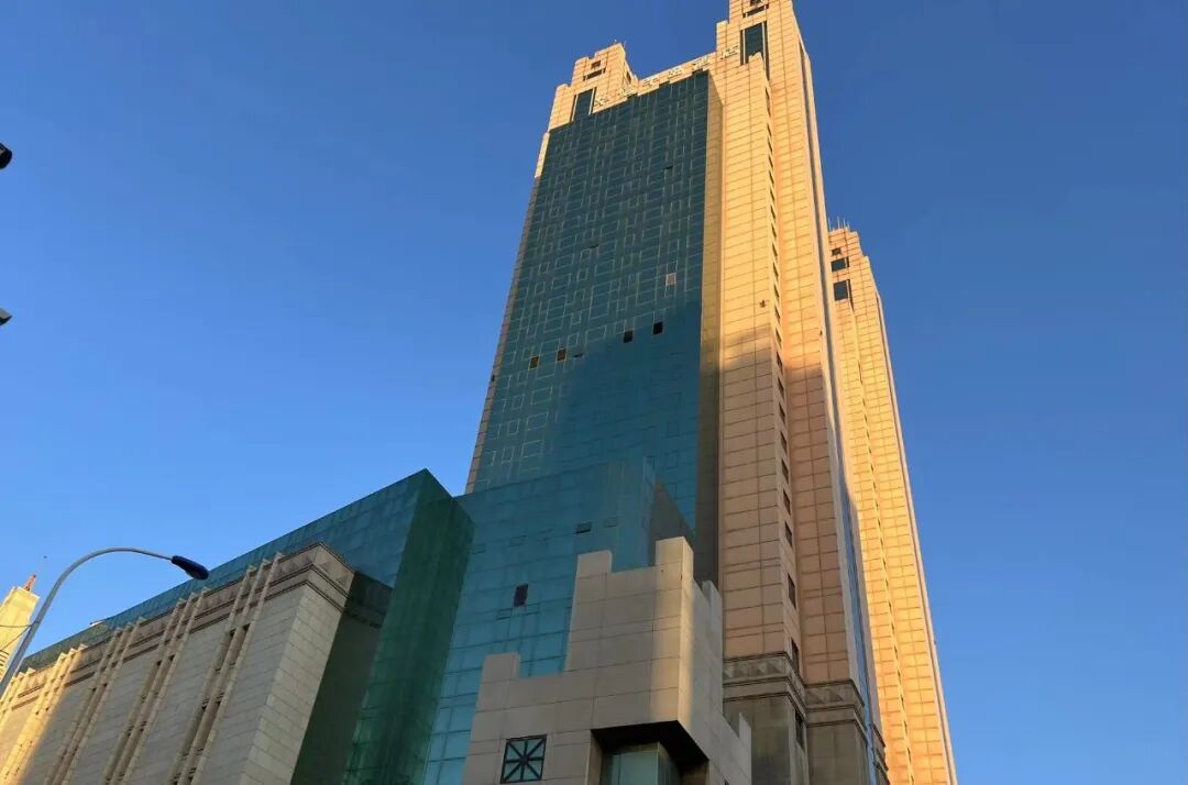这座百年大楼即将闭店升级,它曾是天津最潮的shopping mall