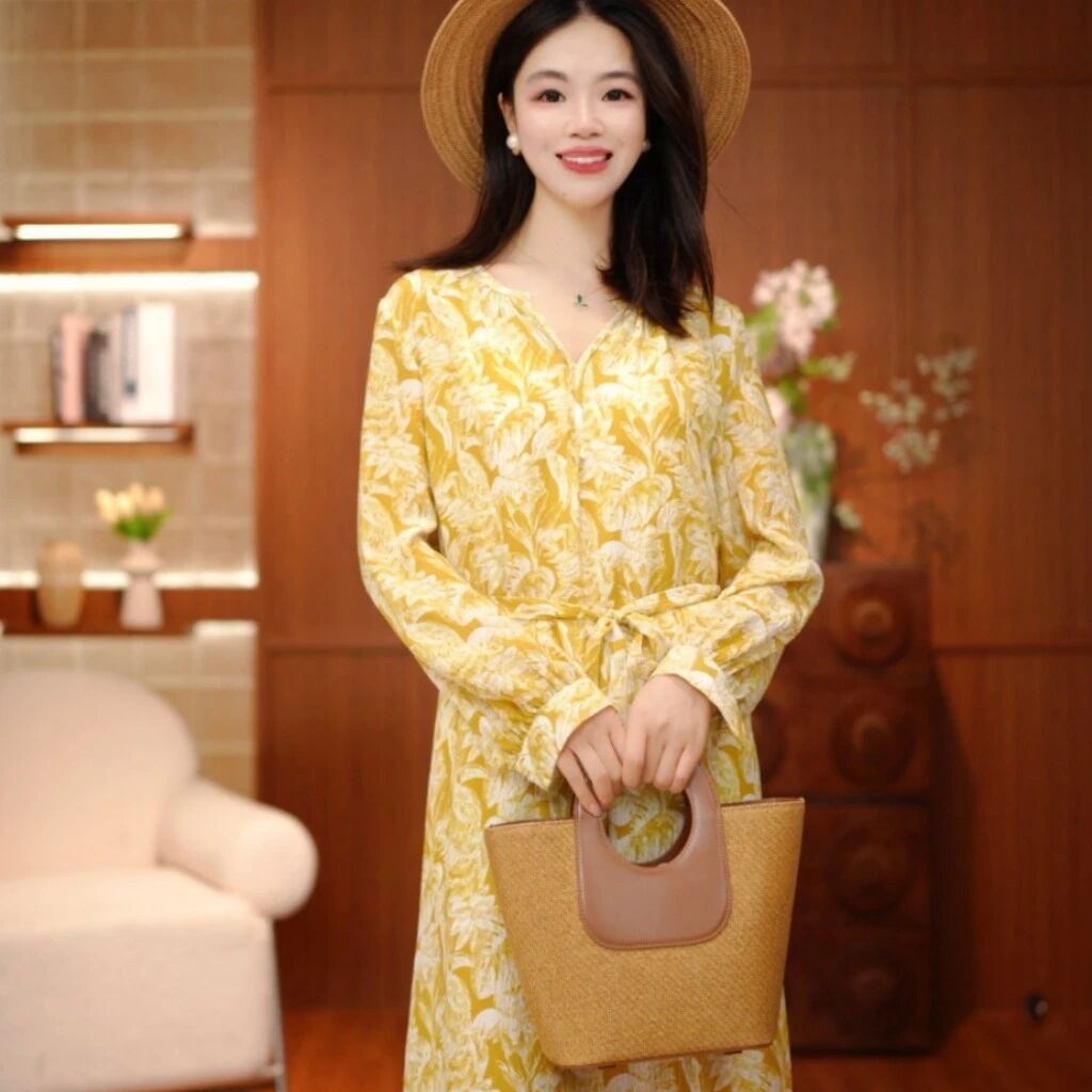 李李南油轻奢女装