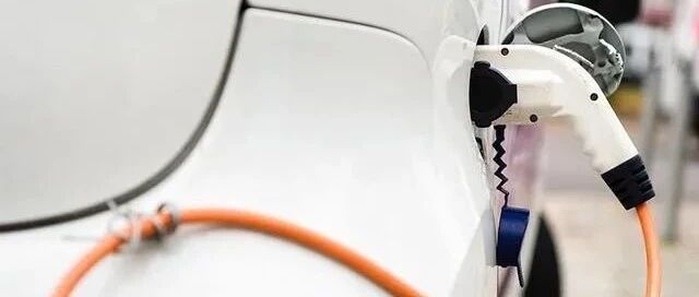 三年内翻了一番，全球公共充电桩已超100万