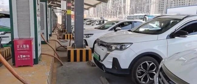 充电桩联播快讯 | 2022第8周