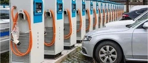 12部门：鼓励充电桩运营企业适当下调充电服务费