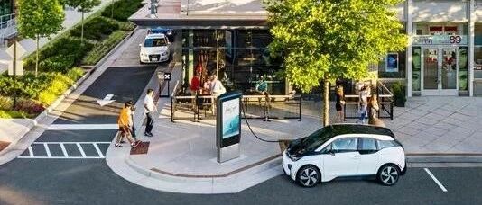 万亿“大基建”法案通过 美国为充电桩和汽车安全划重点