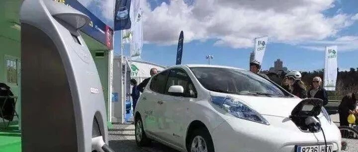 复盘全年销量，每月翻倍，是什么造就新能源汽车市场