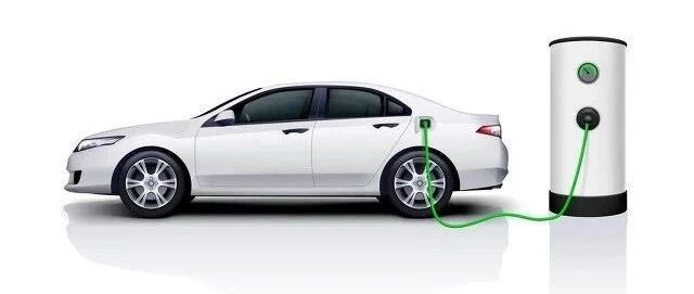 充电桩搅动汽车业各方神经