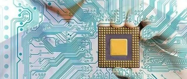 中国新能源汽车产业一路高歌 供应链能否跟得上？