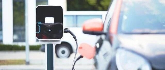 政治局会议11字谈新能源汽车，释放了什么信号？