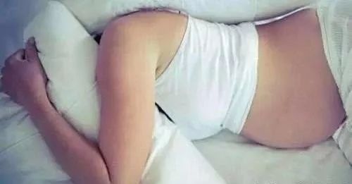 怀男孩都是下午和晚上吐吗_怀男孩下午晚上反应大_怀男孩晚上动多还是白天动多