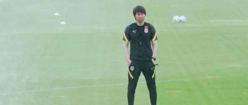 种种不利因素，国足如何脱困？