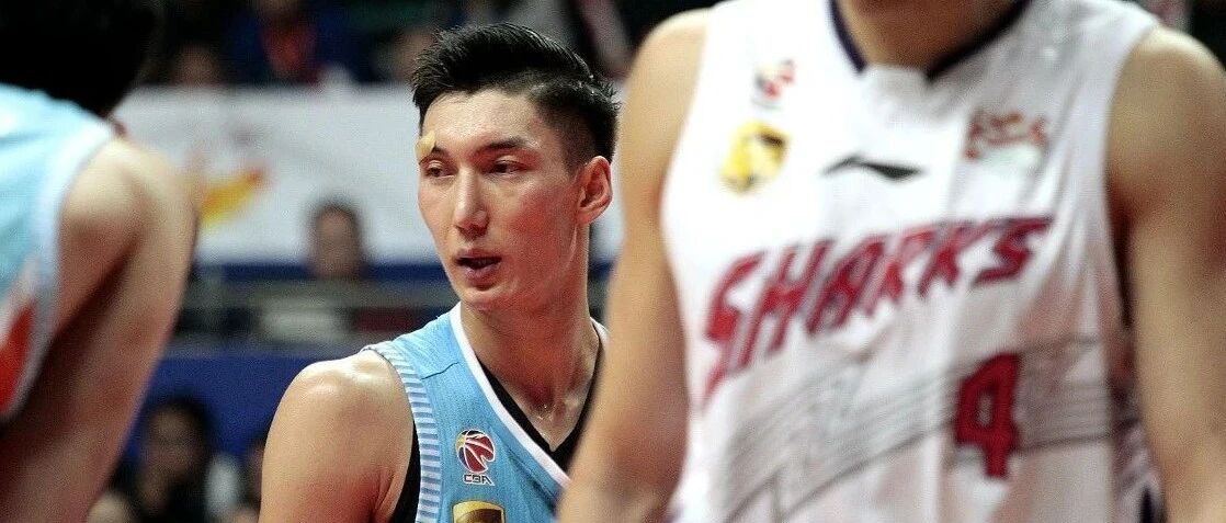 从未如此热闹的CBA，上海大鲨鱼迎来转机？