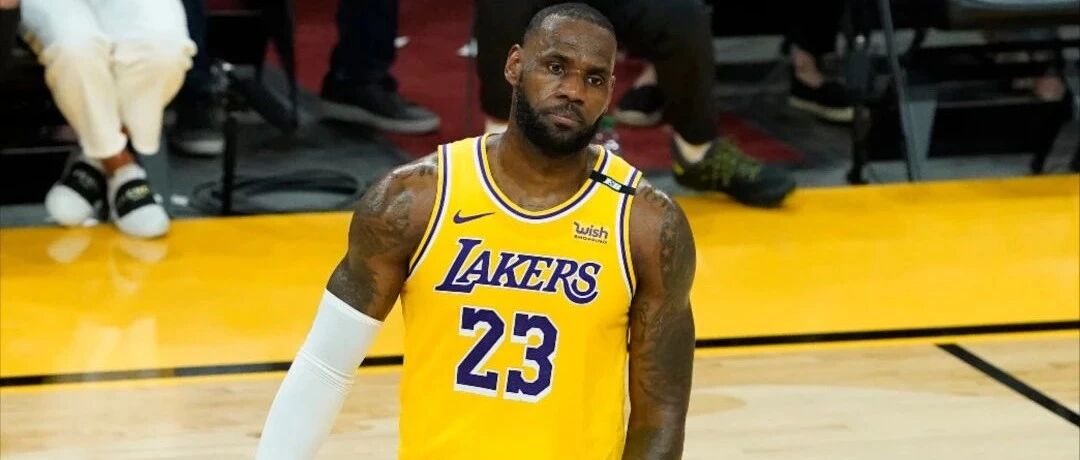 老詹独木难支，利拉德空砍55分，莱昂纳德错失绝平3分！西部这战况也太胶着了！