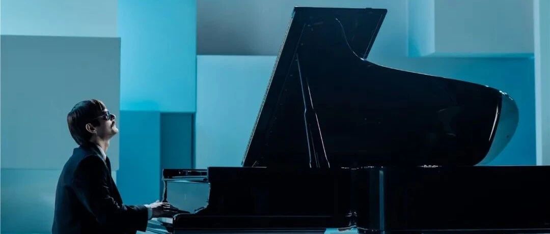 年末最动听的故事，是他的传奇人生