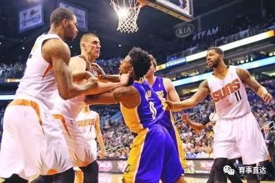 NBA的角鬥場！壯如奧尼爾也只能被抱摔！NBA打架武力排行 運動 第1張