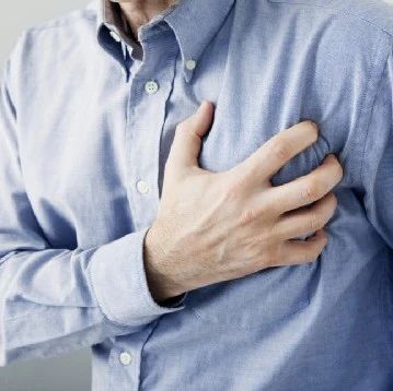 29000多名研究发现使用整合酶抑制剂前两年，心脏病发作和中风的风险翻了一倍