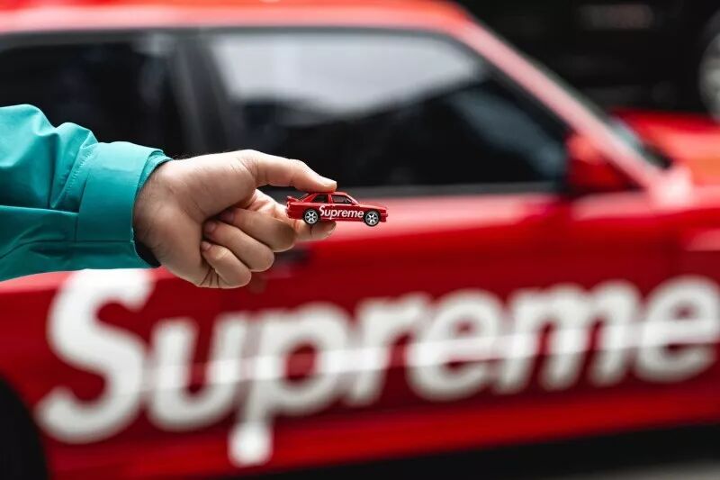 supreme e30 m3 hot wheels