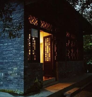 想知道你的房间到底有没有鬼的话，那就......