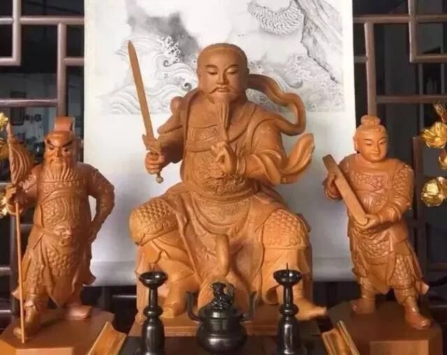 在家里供奉神位，你做的都对了吗？