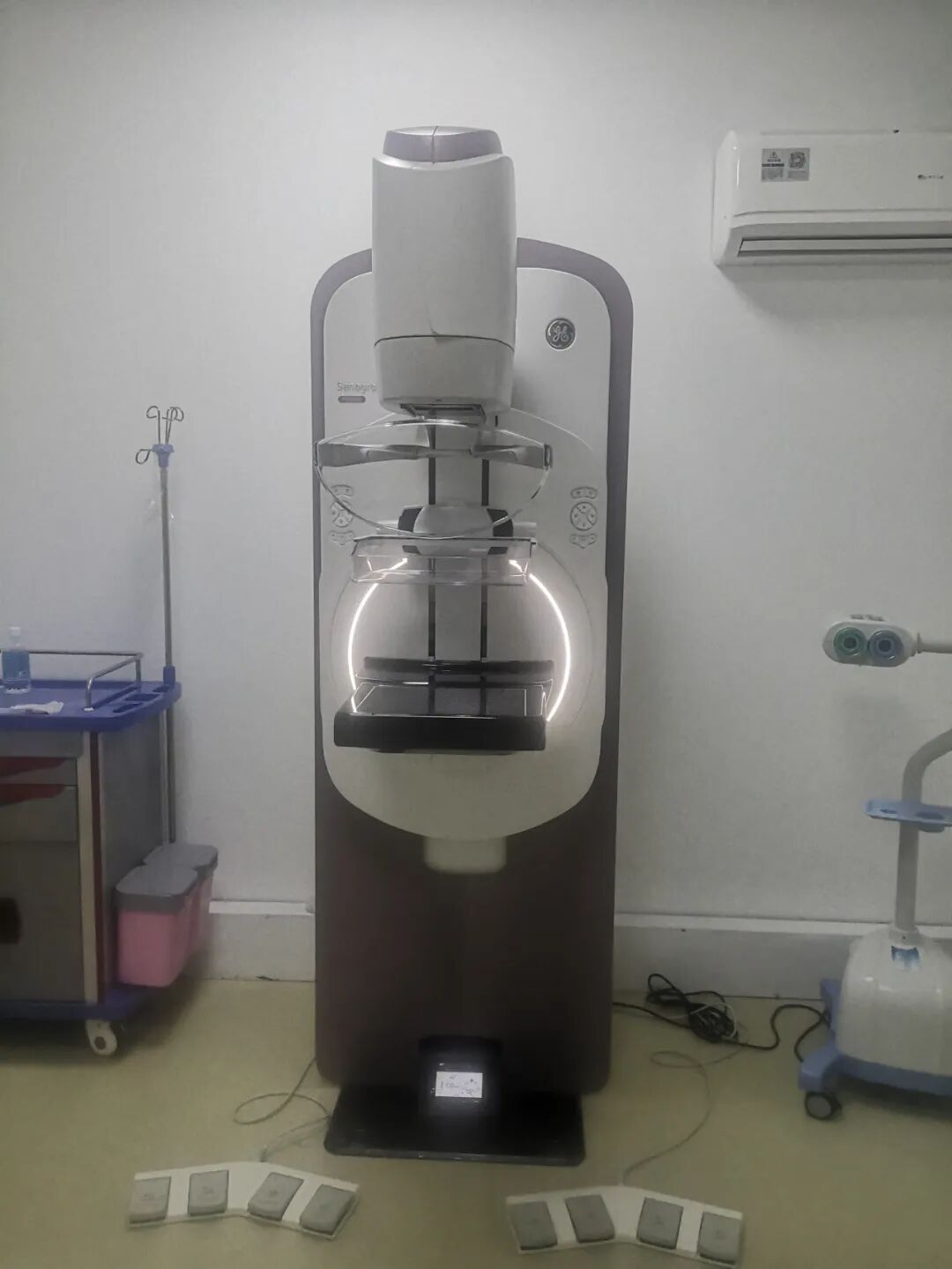 数字钼靶是什么火眼金睛，为乳守护---我院医学影像科成功开展多项数字乳腺X摄影新技术_https://www.jmylbn.com_新闻资讯_第9张