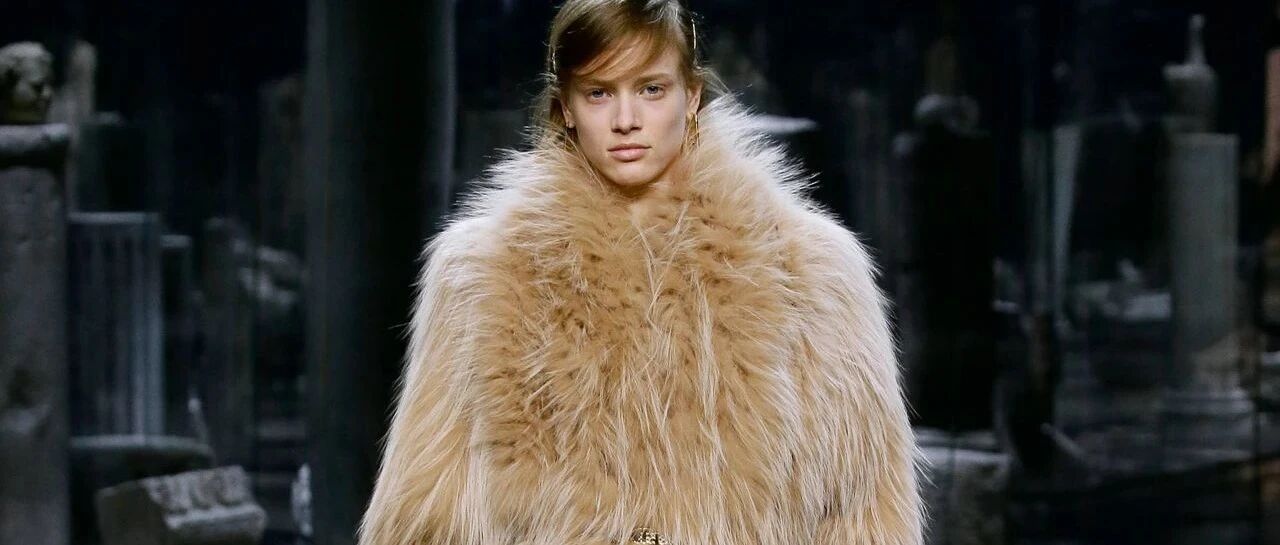 拥抱皮草的阳光：FENDI2021秋冬成衣发布