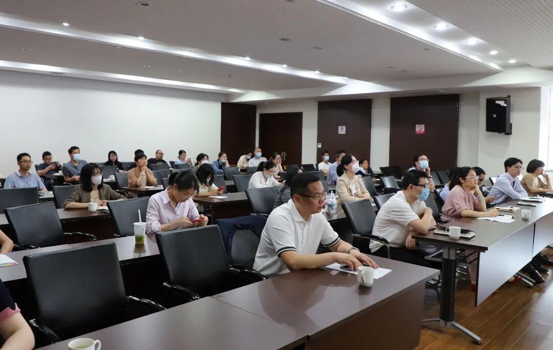 “稳外贸”我们在行动—— 慈溪市外贸服务中心滨海开发区（龙山）对接会召开(图12)